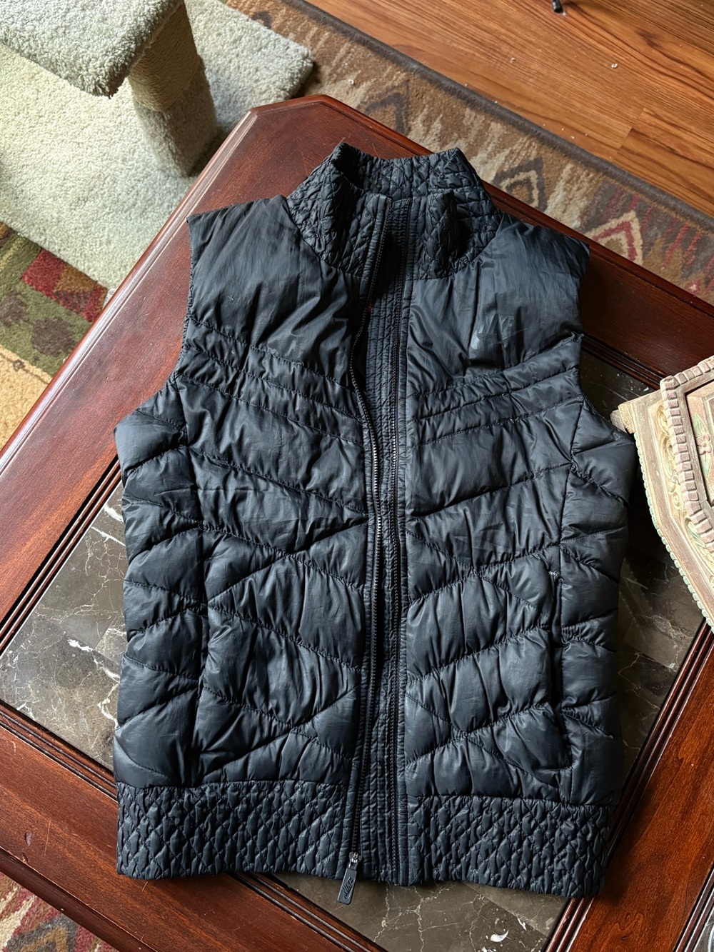 Nike Black Quilted Puffer Vest - Lightweight Men's Vest